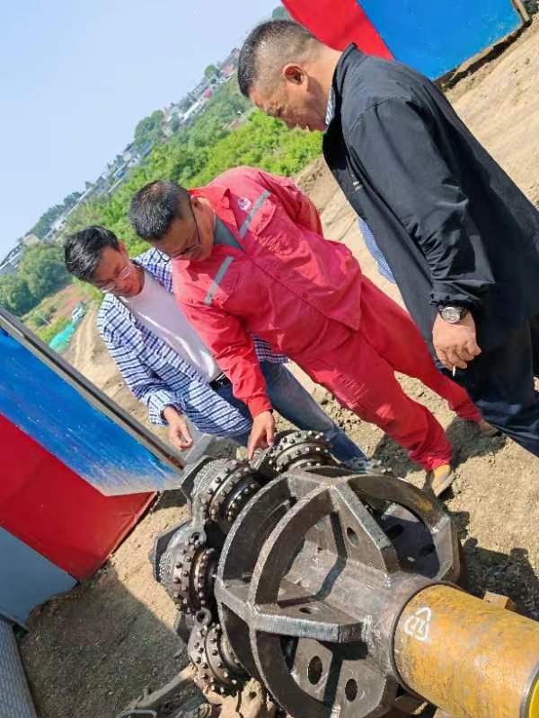 1715221262152360.jpg 609e711e71c019e6423316e3c56282c.jpg